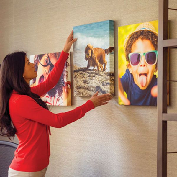 Tips for hanging a canvas prints